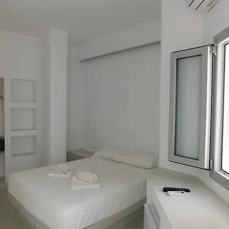 Vibrant Vertex Rooms- Center Apartment *